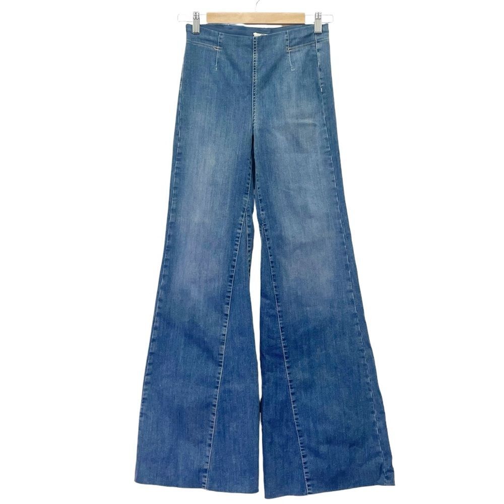 Free People Drapey A Line Pull On Flare Jeans Medium Wash Bellbottoms Size 26 /2